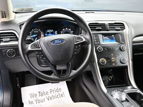 Used 2019 Ford Fusion S image 27