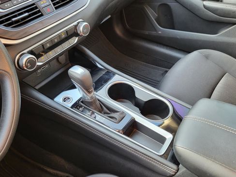 Used 2023 Nissan Altima 2.5 SV image 28