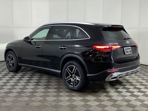 Used 2026 Mercedes-Benz GLC 300 4MATIC image 3