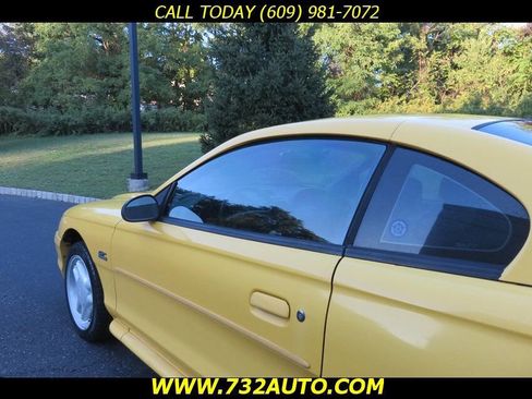 Used 1994 Ford Mustang GT image 25