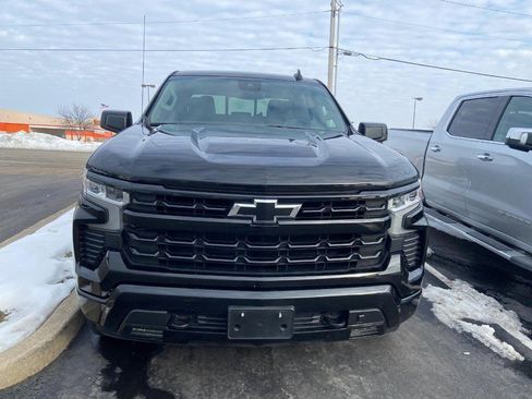 Used 2023 Chevrolet Silverado 1500 RST image 3