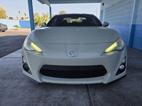 Used 2016 Scion FR-S RWD image 7