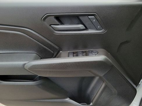 Certified 2025 Chevrolet Colorado Trail Boss image 13