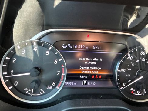 Used 2021 Nissan Titan SV w/ Accessory Utility Package RWD image 20
