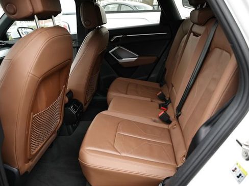 Used 2022 Audi Q3 2.0T Premium w/ Convenience Package image 26