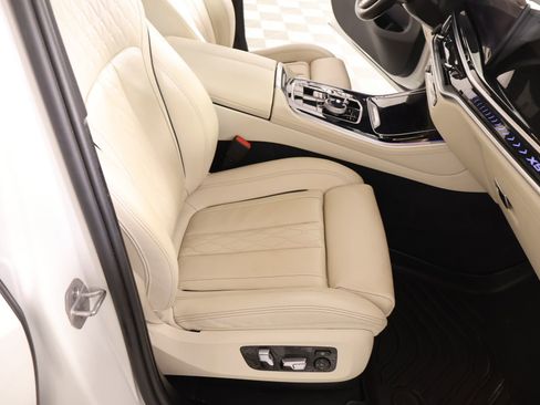 Used 2024 BMW X5 xDrive40i w/ Executive Package image 14