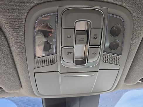 Used 2020 Hyundai Santa Fe Limited AWD/4WD image 22