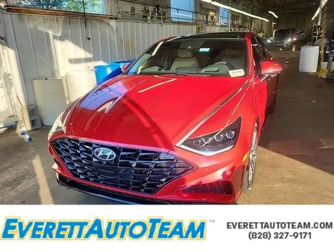 Used 2021 Hyundai Sonata Limited w/ Preferred Accessory Package FWD image 1