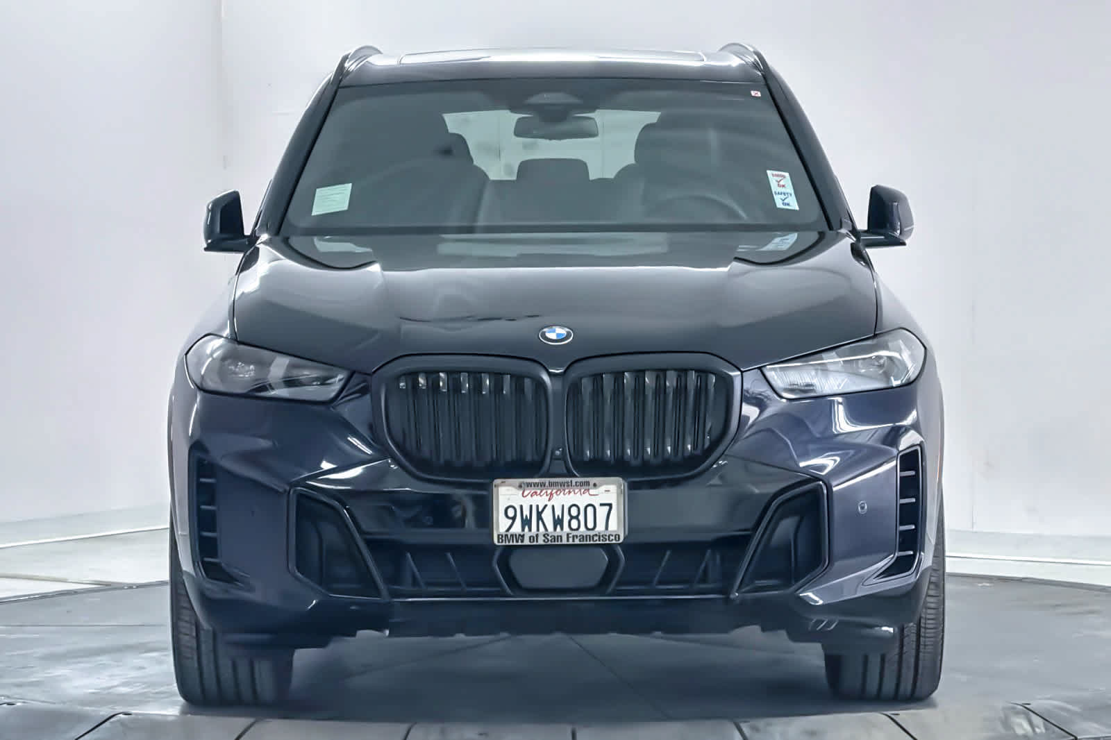 Used 2024 BMW X5 xDrive40i w/ M Sport Package AWD/4WD image 10