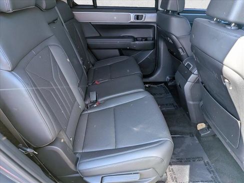 Used 2026 Hyundai Santa Fe SEL FWD image 26