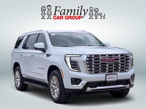 Used 2026 GMC Yukon Denali AWD/4WD image 2