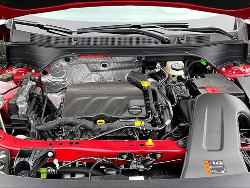 New 2026 Chevrolet Trax RS w/ Sunroof Package FWD image 11