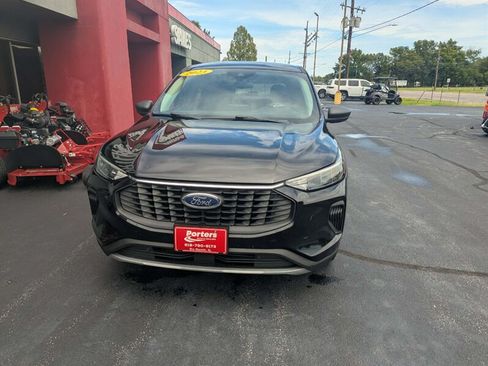 Used 2023 Ford Escape Active AWD/4WD image 6