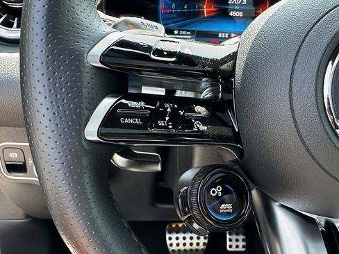 Certified 2026 Mercedes-Benz GLB 35 AMG 4MATIC image 28