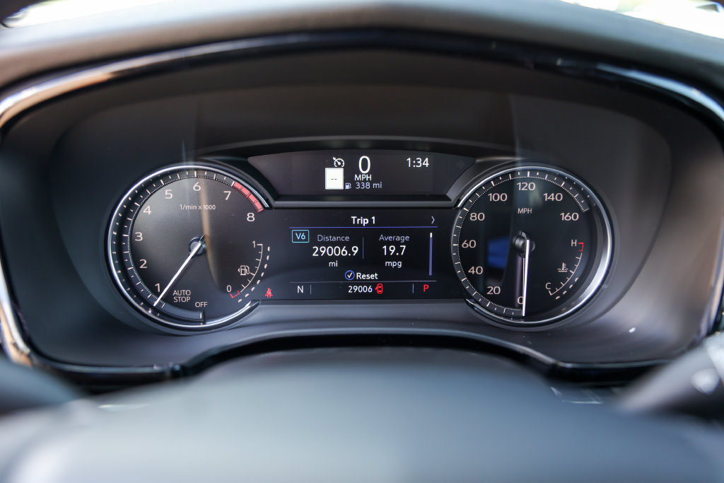 Used 2025 Cadillac XT6 Premium Luxury FWD image 11