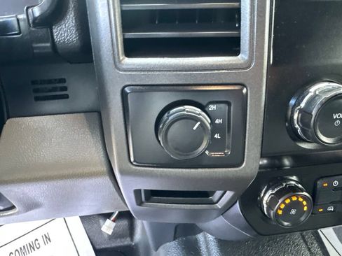 Used 2019 Ford F250 XL w/ STX Appearance Package AWD/4WD image 18