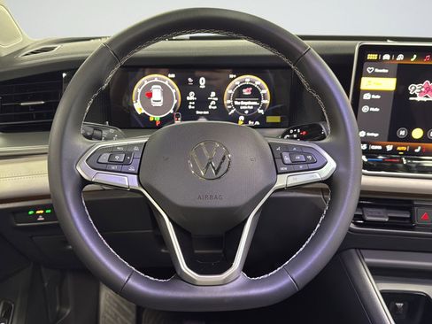 New 2026 Volkswagen Tiguan SE AWD/4WD image 31