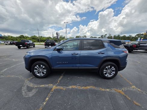 Used 2026 Chevrolet Equinox LT FWD image 2