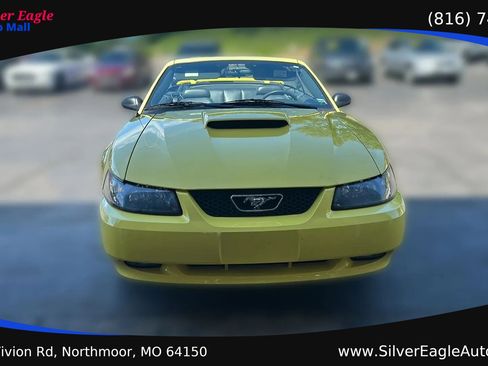Used 2003 Ford Mustang GT RWD image 3