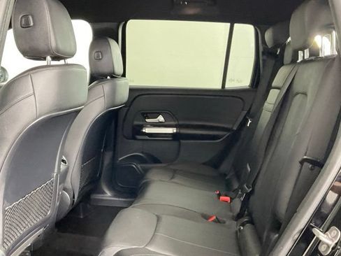 Used 2025 Mercedes-Benz GLB 250 image 14