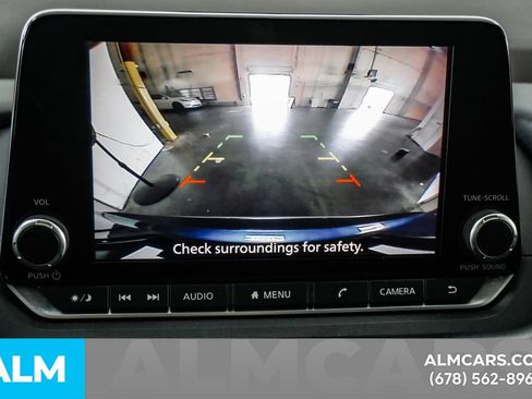 Used 2023 Nissan Rogue SV FWD image 33