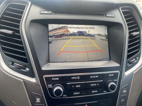 Used 2018 Hyundai Santa Fe Sport w/ 2.4L Value Package 02 AWD/4WD image 15