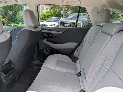 Used 2020 Subaru Outback Premium w/ Popular Package #1 AWD/4WD image 15