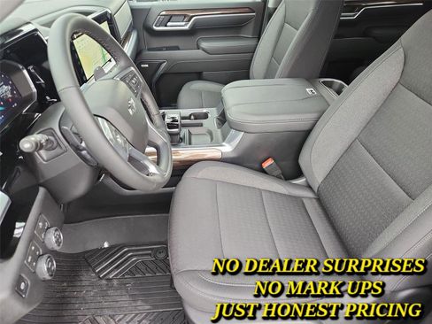 New 2026 Chevrolet Silverado 1500 RST AWD/4WD image 19