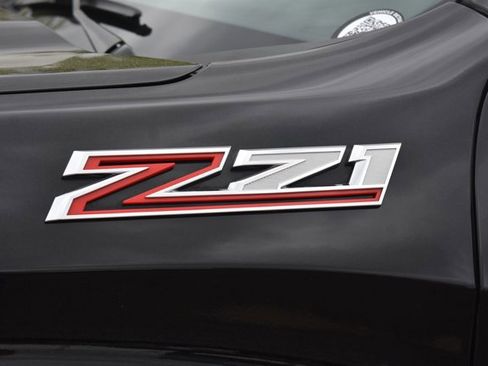 Used 2022 Chevrolet Silverado 1500 RST image 12