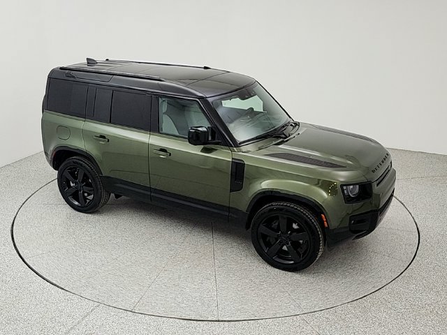 New 2026 Land Rover Defender 110 X-Dynamic SE AWD/4WD image 15
