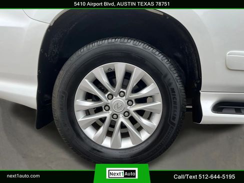 Used 2015 Lexus GX 460 w/ Premium Package AWD/4WD image 42