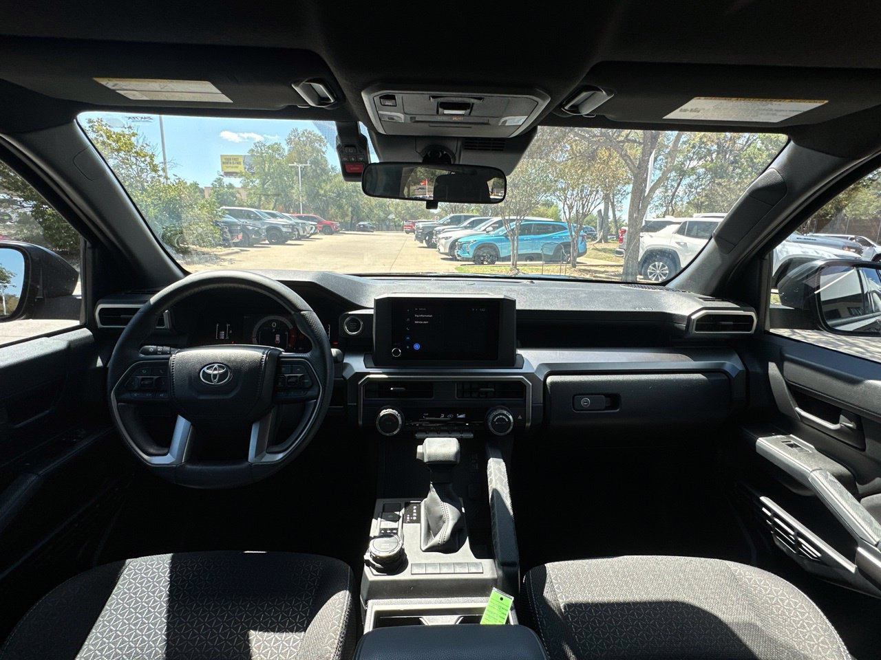 Used 2025 Toyota 4Runner SR5 AWD/4WD image 12