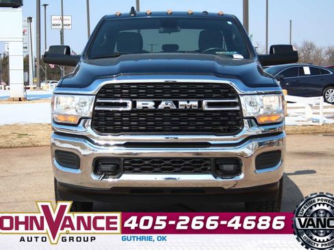 Used 2022 RAM 2500 Big Horn w/ Snow Chief Group image 2
