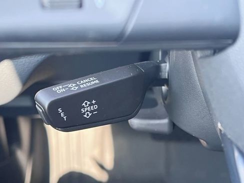 Used 2022 Audi Q5 2.0T Premium image 25