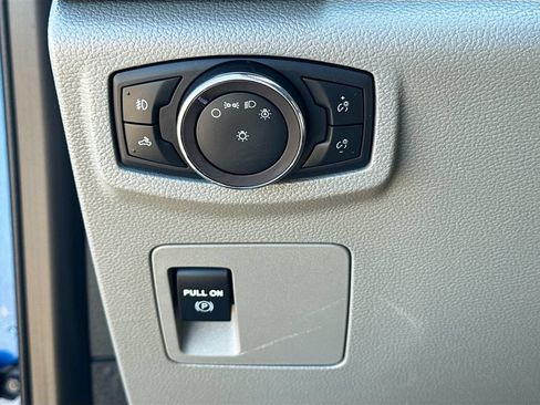 Used 2018 Ford F150 XLT AWD/4WD image 6