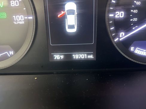 Used 2016 Hyundai Sonata SE image 11