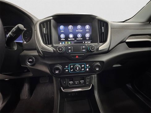 Used 2020 GMC Terrain SLT image 11