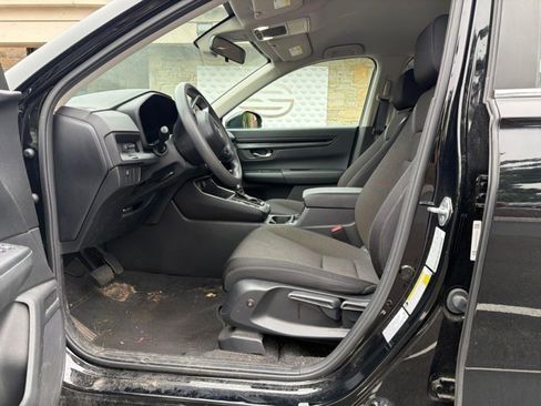 Used 2024 Honda CR-V LX image 9