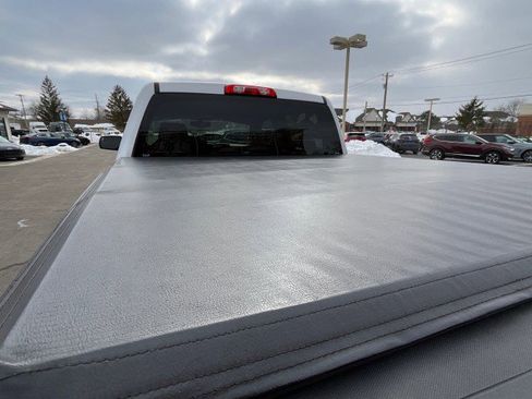 Used 2017 GMC Sierra 1500 SLT w/ SLT Premium Package image 34