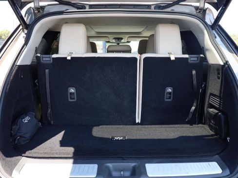 Used 2022 INFINITI QX60 Luxe w/ Cargo Package FWD image 16
