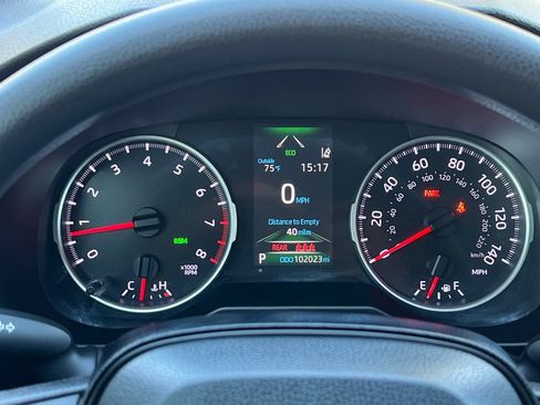 Used 2020 Toyota RAV4 XLE image 25