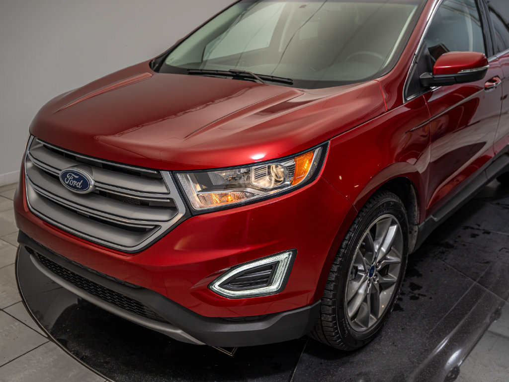 Used 2016 Ford Edge Titanium w/ Equipment Group 301A AWD/4WD image 13