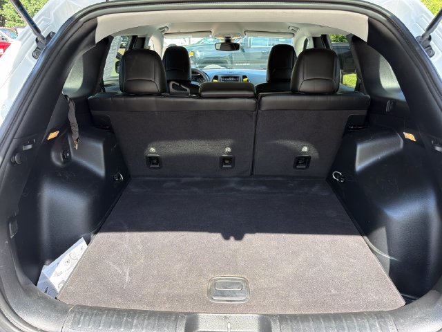 Used 2020 Jeep Cherokee Trailhawk AWD/4WD image 24