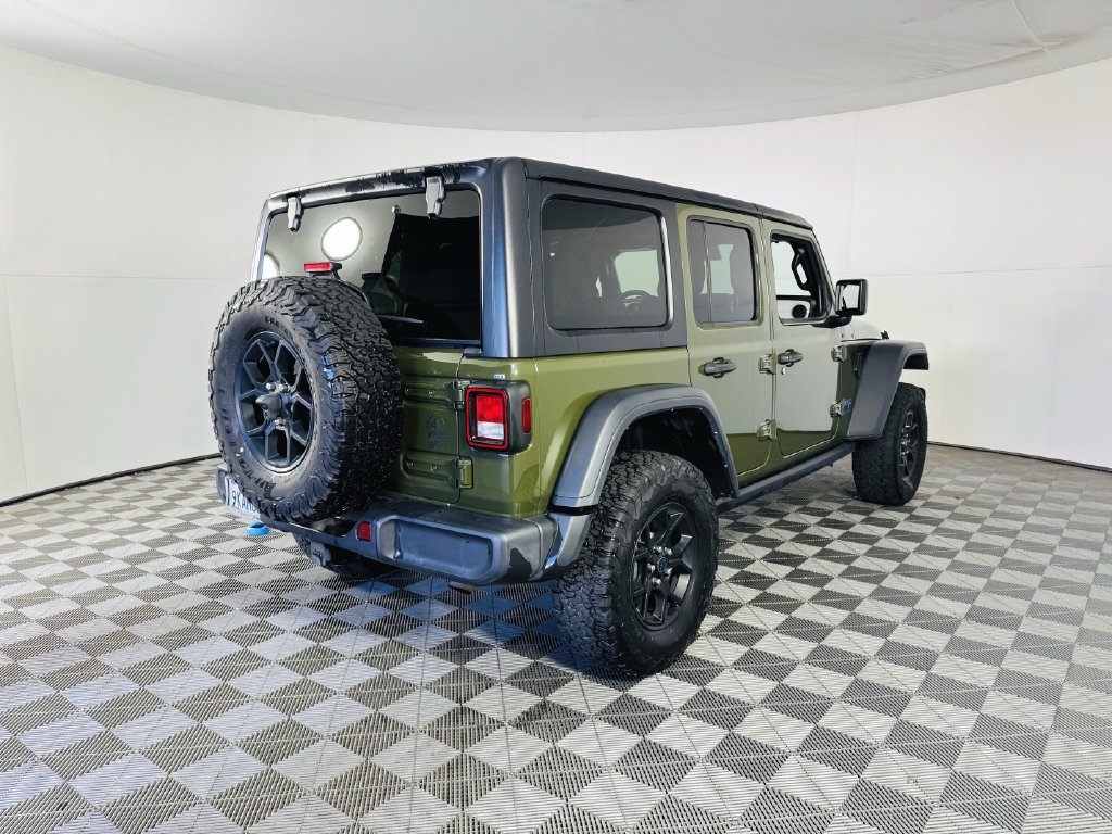 Used 2024 Jeep Wrangler Unlimited AWD/4WD image 25