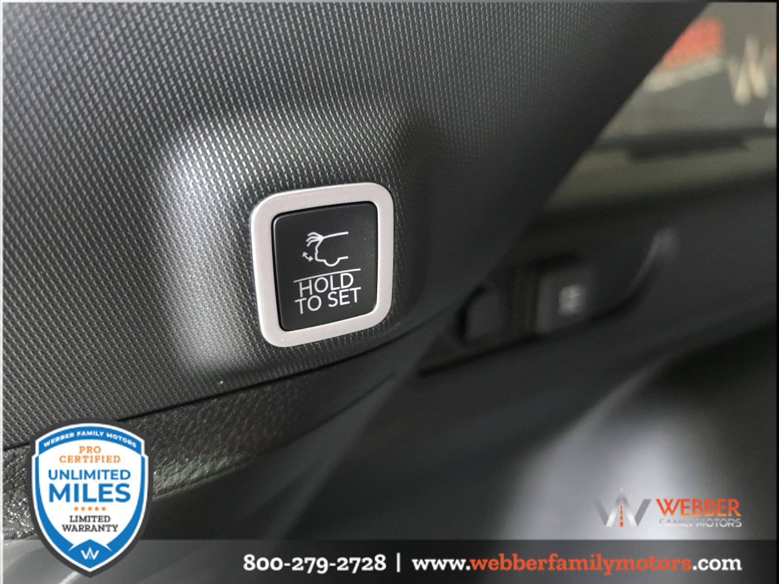 New 2027 Jeep Grand Cherokee Laredo X AWD/4WD image 8
