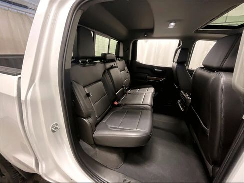 Used 2020 Chevrolet Silverado 1500 LT Trail Boss image 16