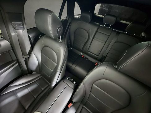 Used 2022 Mercedes-Benz GLC 300 image 28