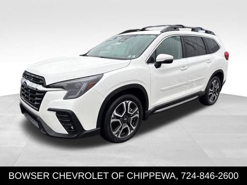 Used 2023 Subaru Ascent Limited image 1
