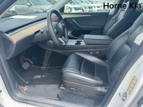 Used 2023 Tesla Model Y Long Range AWD/4WD image 10