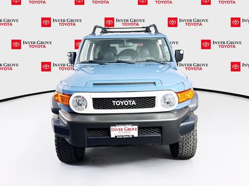 Used 2014 Toyota FJ Cruiser 4WD w/ Trail Teams Ultimate Edition image 2